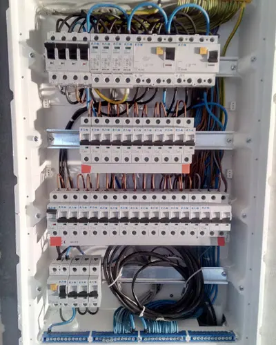 T-elektryk - usługi elektryczne i klimatyzacja